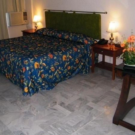 Parque Inn Hotel & Suites コアツァコアルコス エクステリア 写真