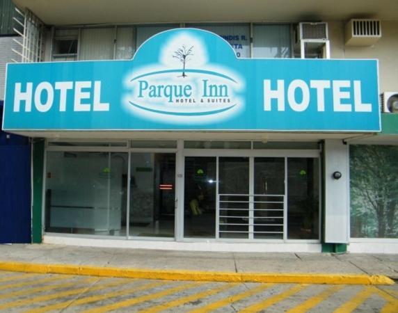 Parque Inn Hotel & Suites コアツァコアルコス エクステリア 写真
